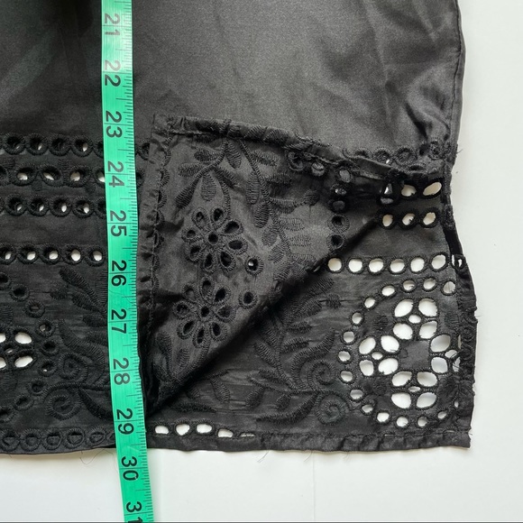 Johnny Was Black Eyelet Embroidered Oversized Tunic Pullover Small NWT - Picture 5 of 6